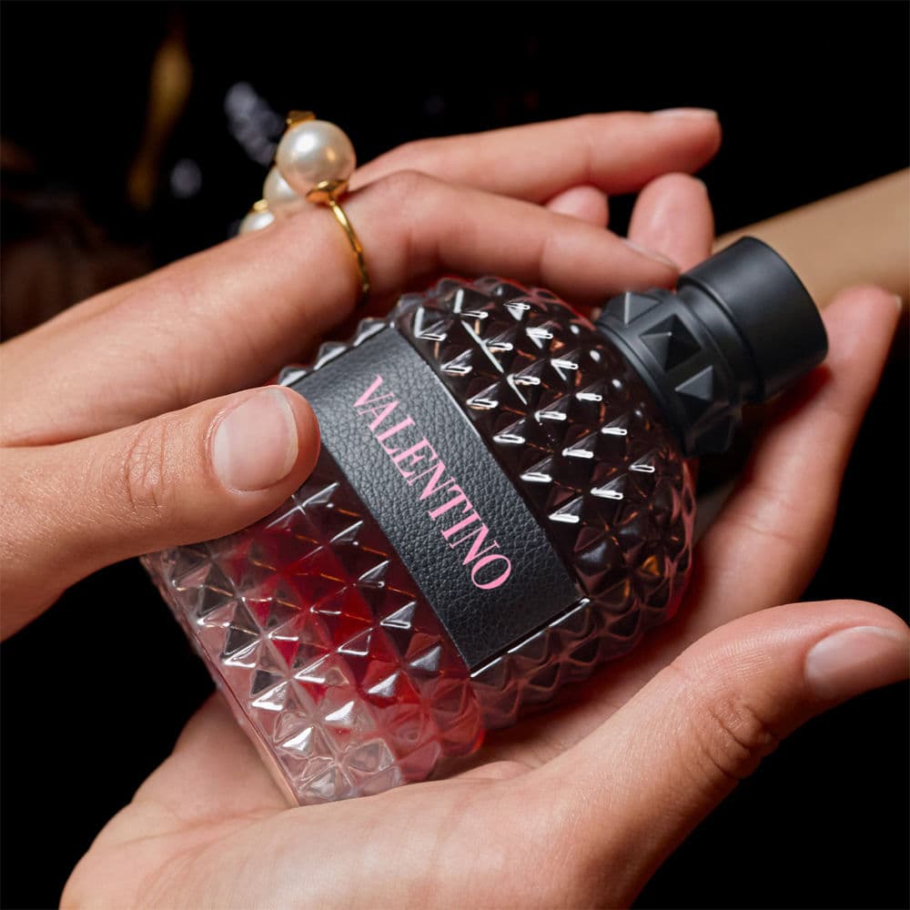 Valentino Born in Roma Intense 100ml alternate view